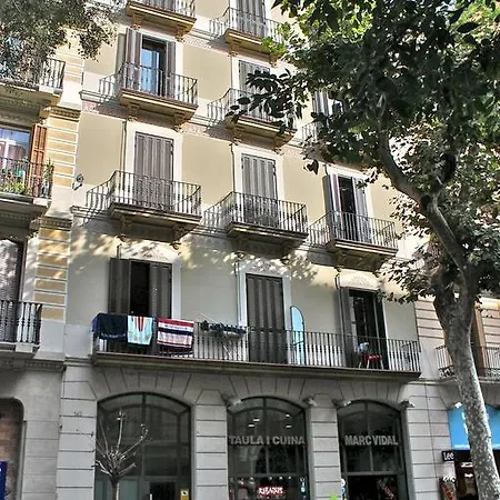Tamarit Apartment Barcelona