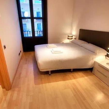 Tamarit Apartment Barcelona