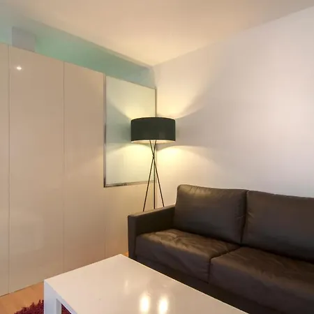 Apartment Tamarit *