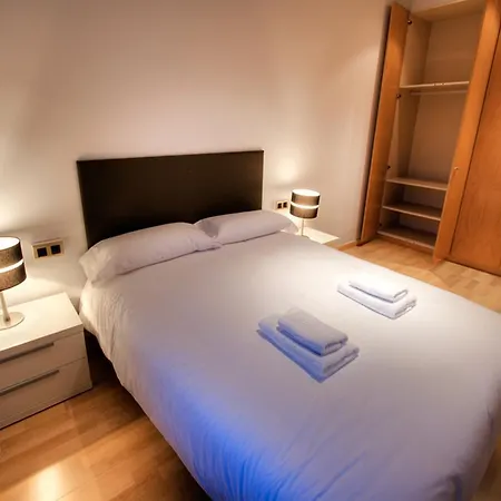 Tamarit Apartment Barcelona