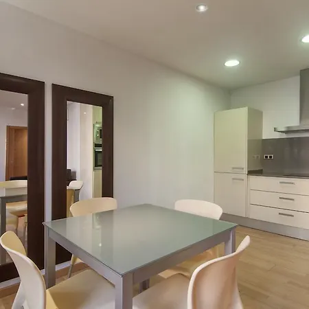 Apartment Tamarit *
