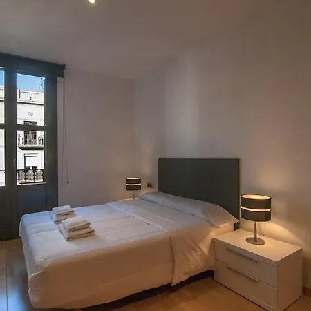 Tamarit Apartment Barcelona