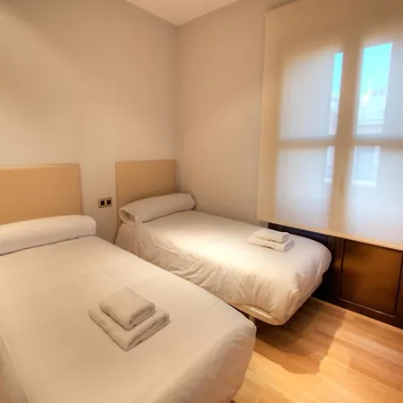 Tamarit Apartment
